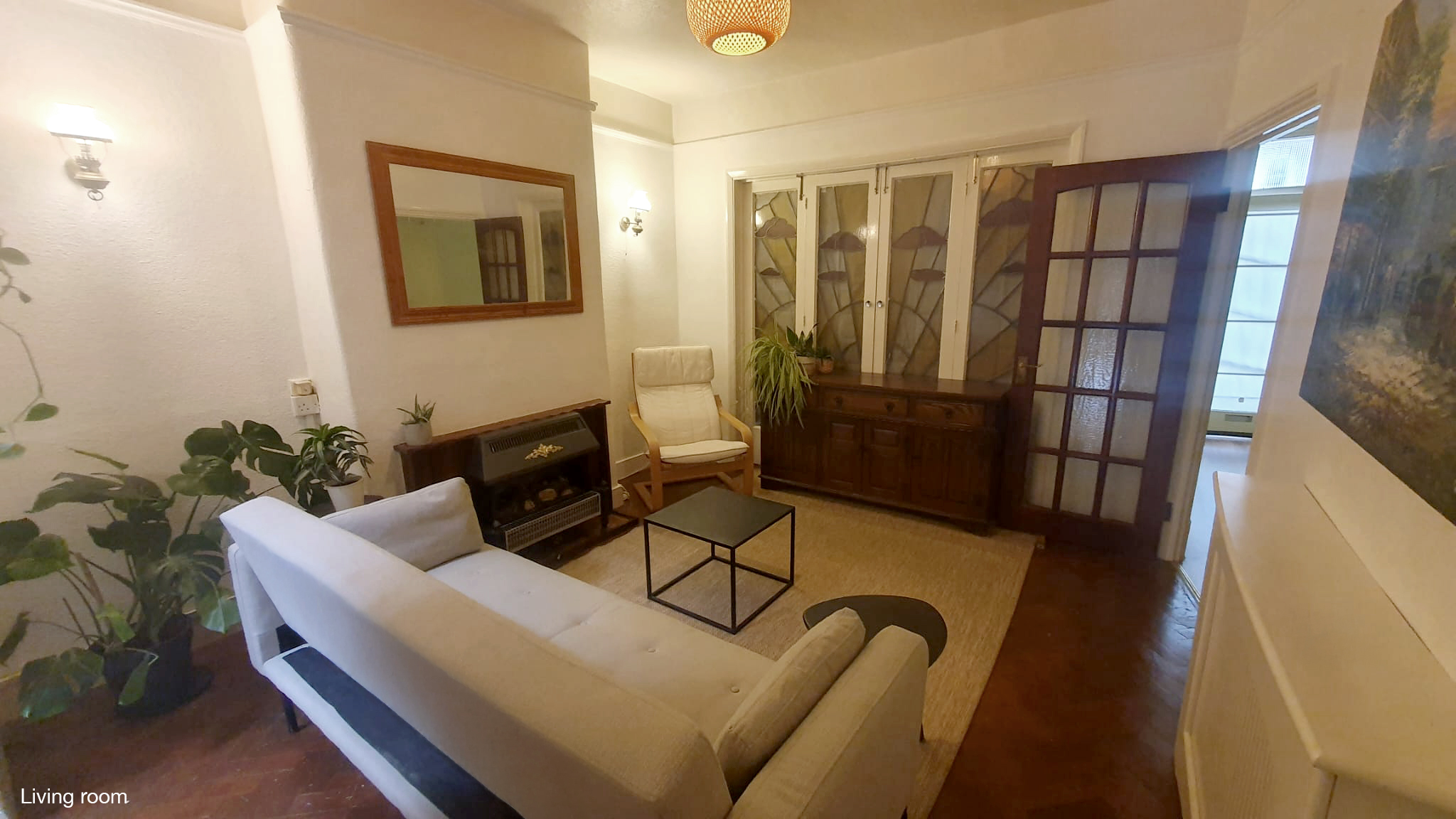 Newly renovated, Modern House Share – 3 spacious Rooms